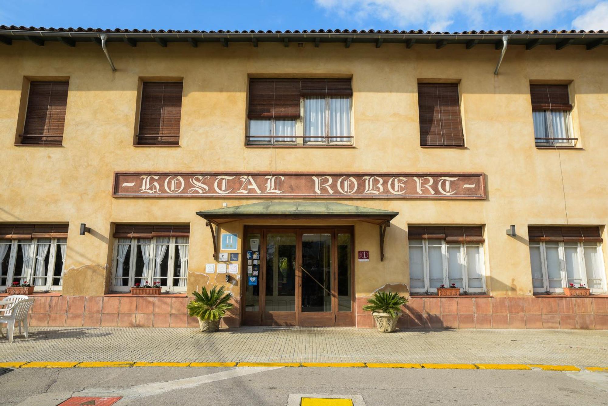 Hotel Robert La Pobla de Claramunt Buitenkant foto