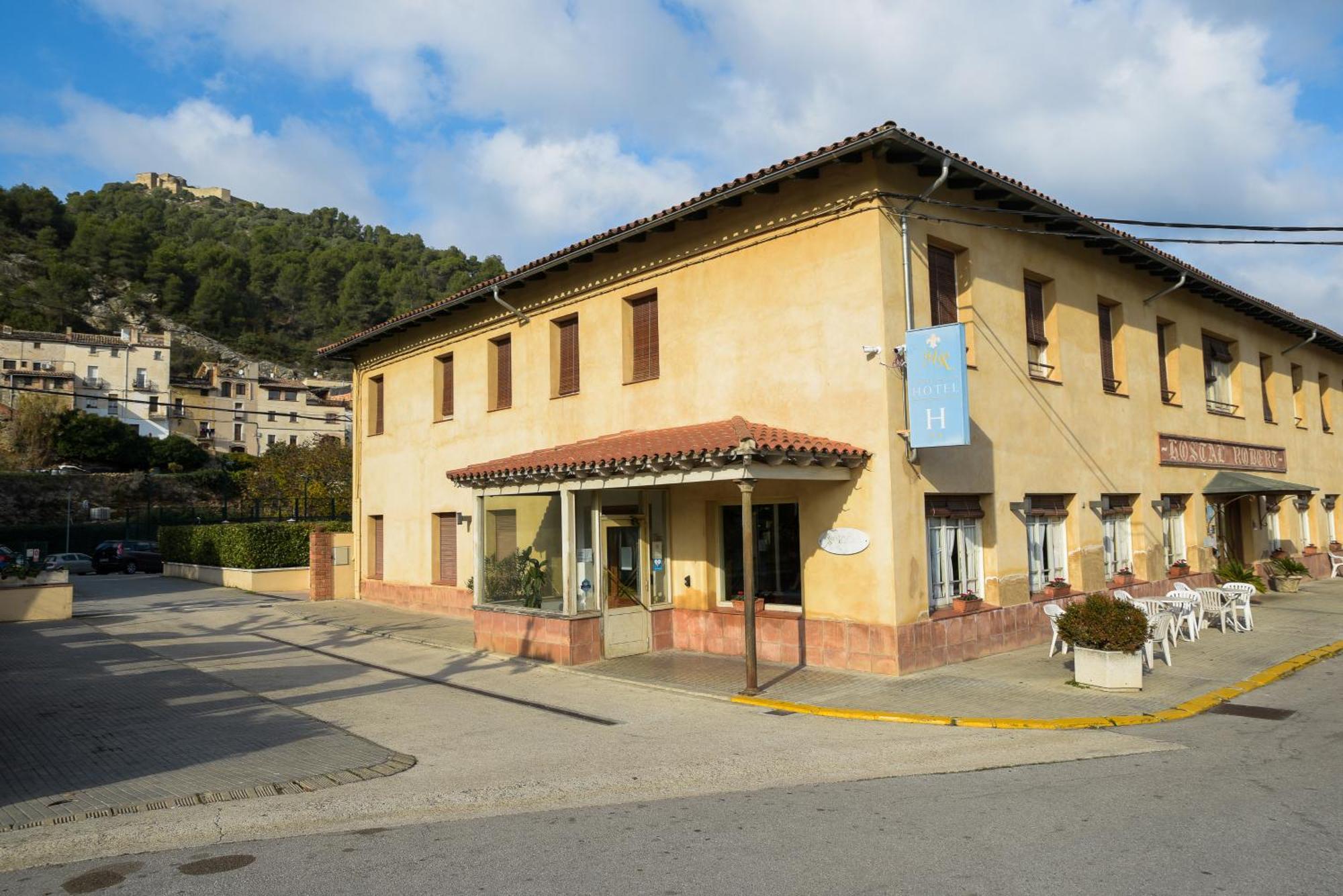 Hotel Robert La Pobla de Claramunt Buitenkant foto