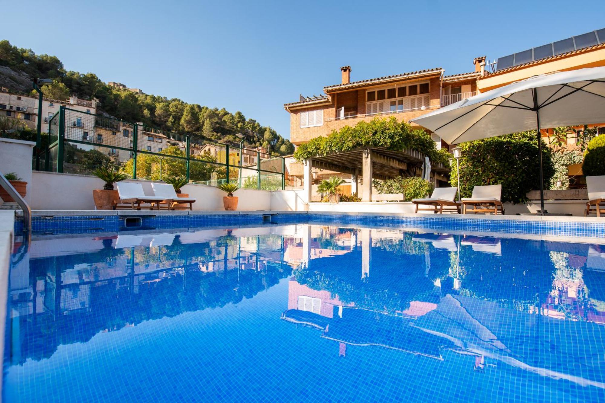 Hotel Robert La Pobla de Claramunt Buitenkant foto